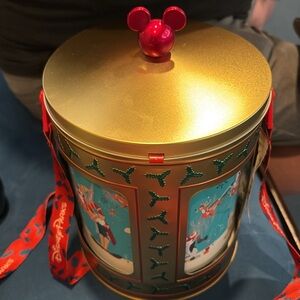 Disney Christmas rotating popcorn bucket new